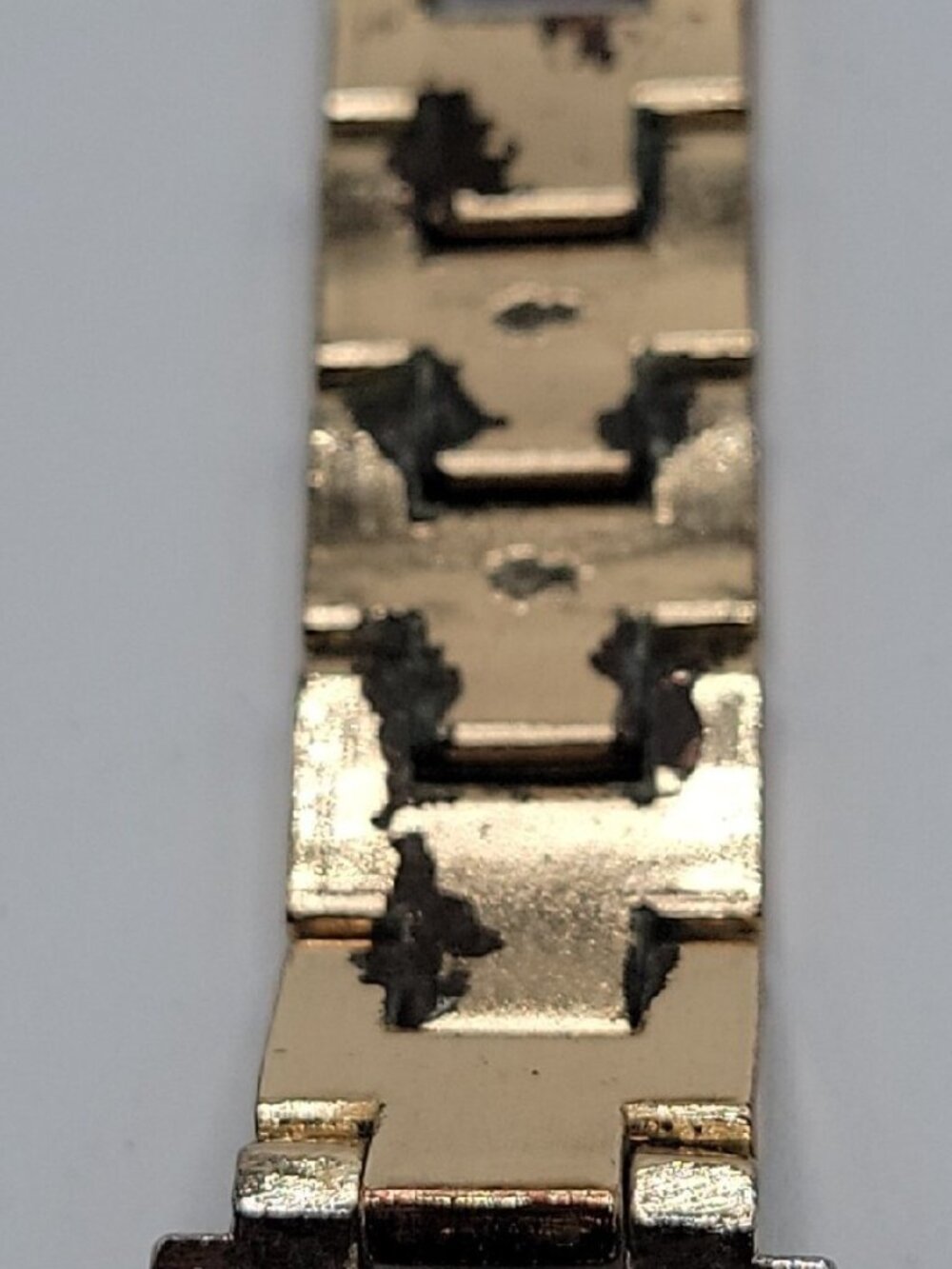 Kardashian Kollection Two-Tone Gold & Black Quartz Link Bracelet Watch - Tested - Picture 12 of 16